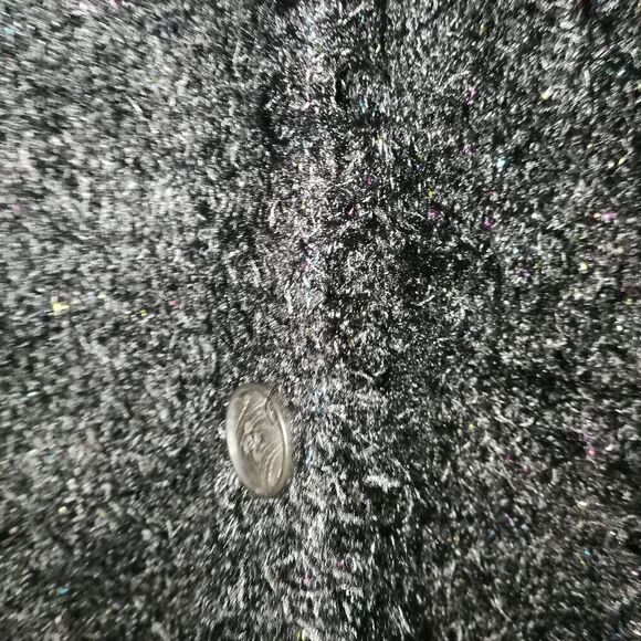 𝅺JOE'S Winter Black V Neck Fuzzy Cropped Warm Cardigan Size Medium NWT - Picture 5 of 15